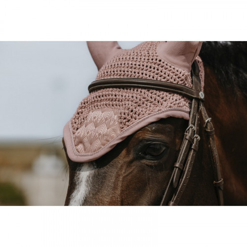 bonnet cheval rose brocart
